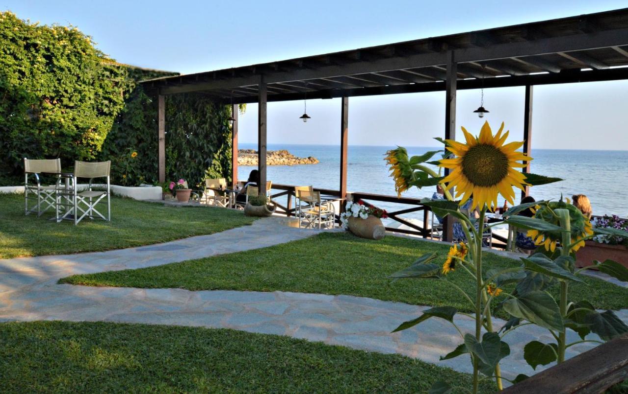 Maria'S Studios Agios Georgios  Dış mekan fotoğraf